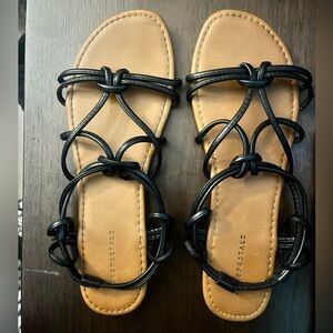 Aéropostale Faux Leather Knotted Sandals